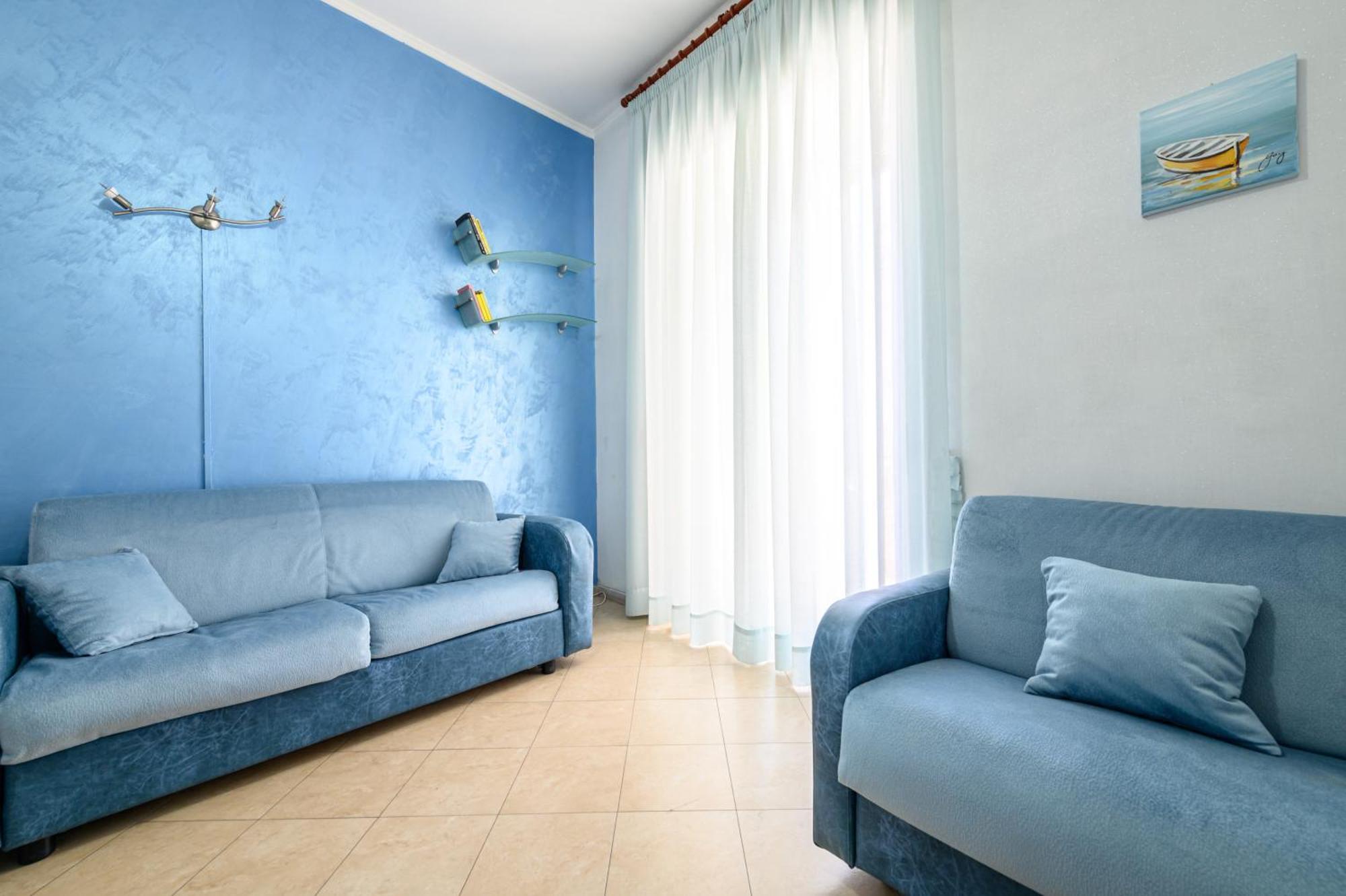 Appartamento Via Nuova Marina 121 - 2 *
